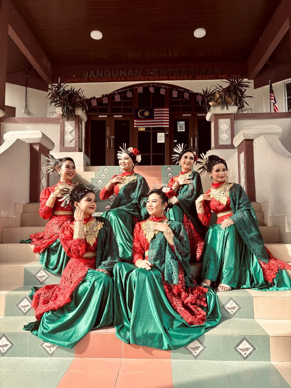 Sanggar Seni Bunga Rosina